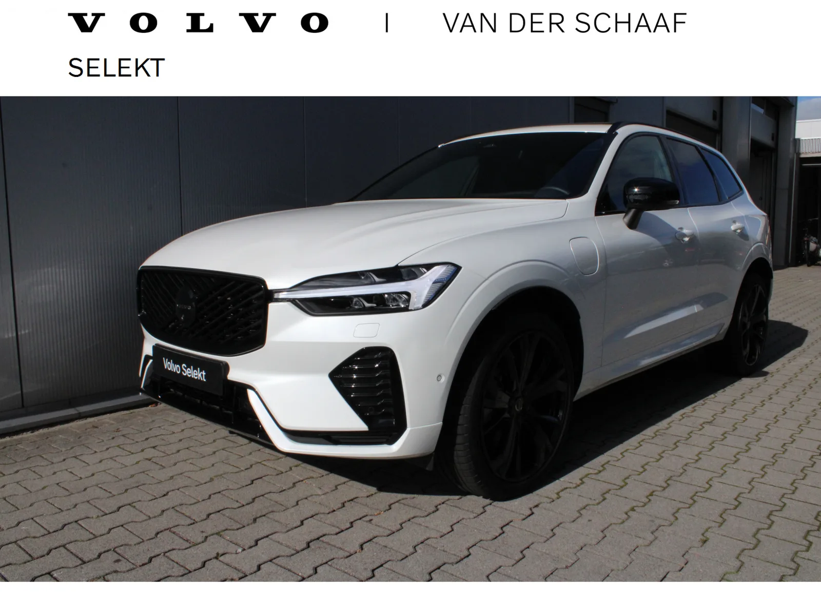 Volvo XC60 (2025) — foto 1