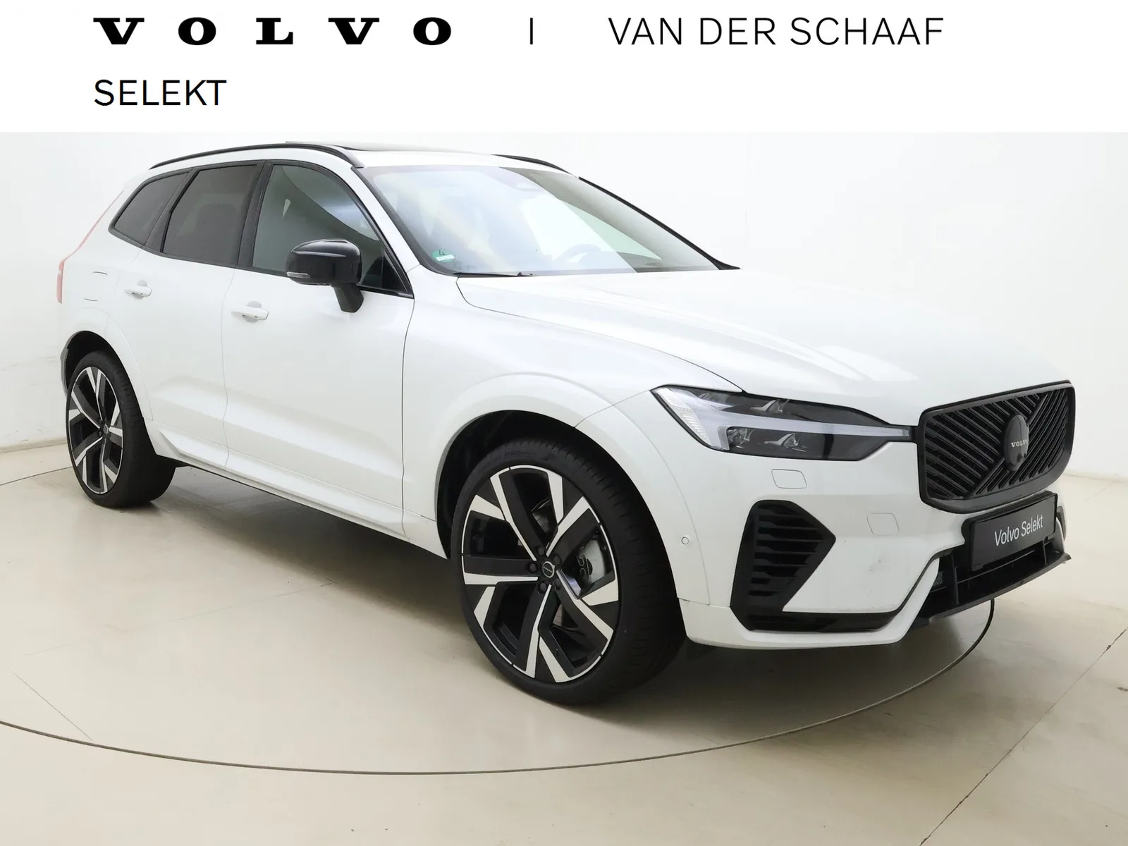 Volvo XC60 (2026) — foto 1