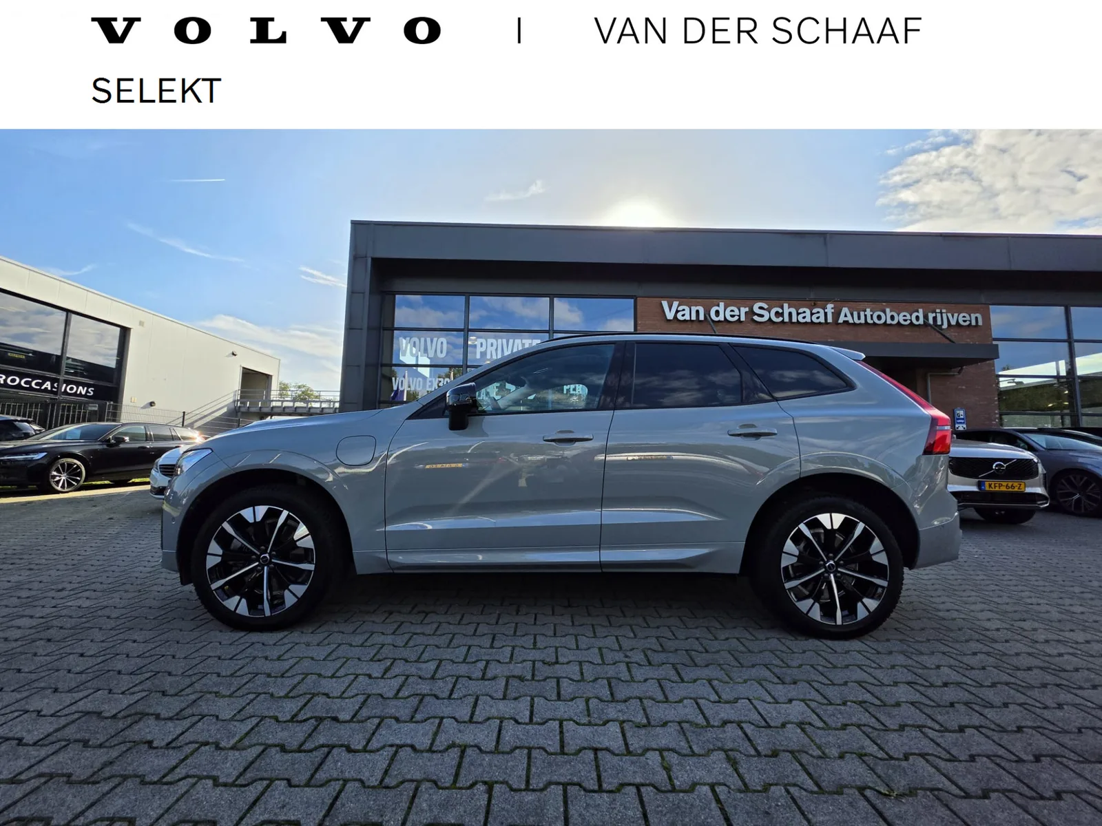 Volvo XC60 (2026) — foto 1