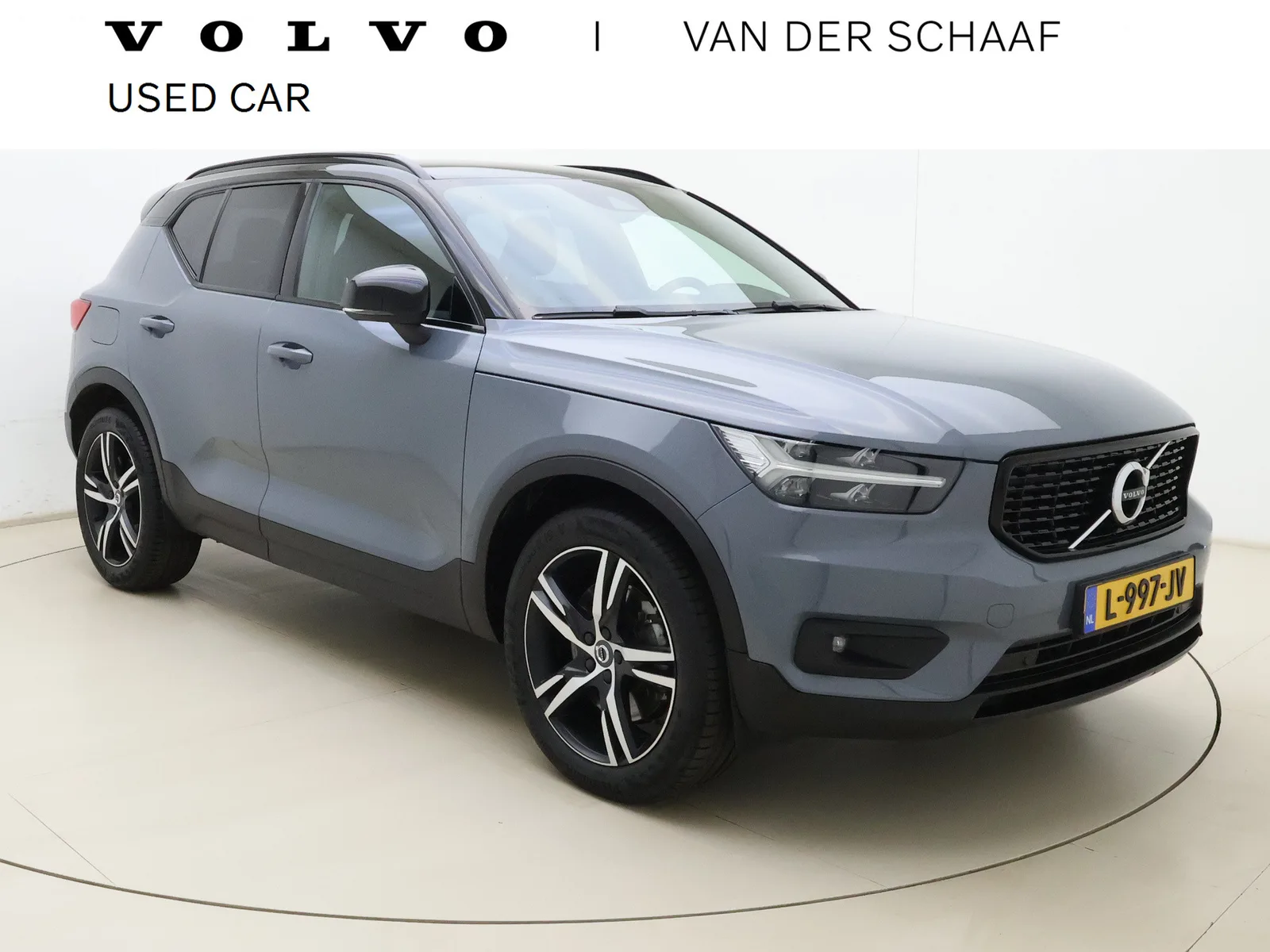 Volvo XC40 (2021) — foto 1