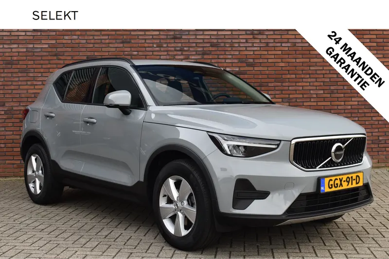 Volvo XC40 (2024)