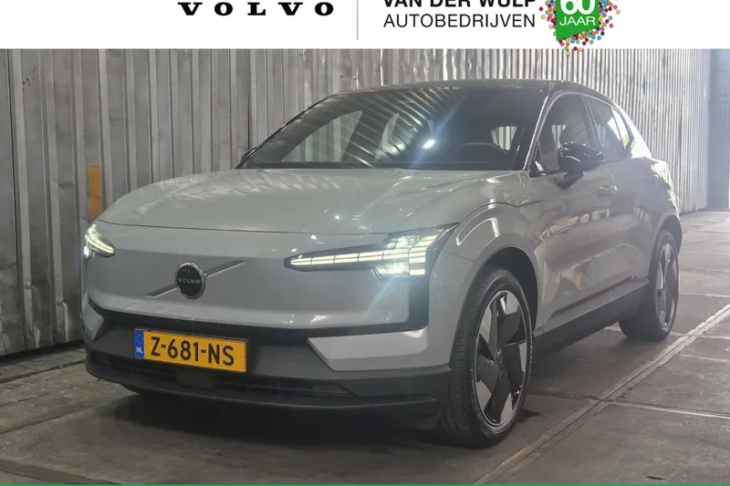 Volvo EX30 (2024)