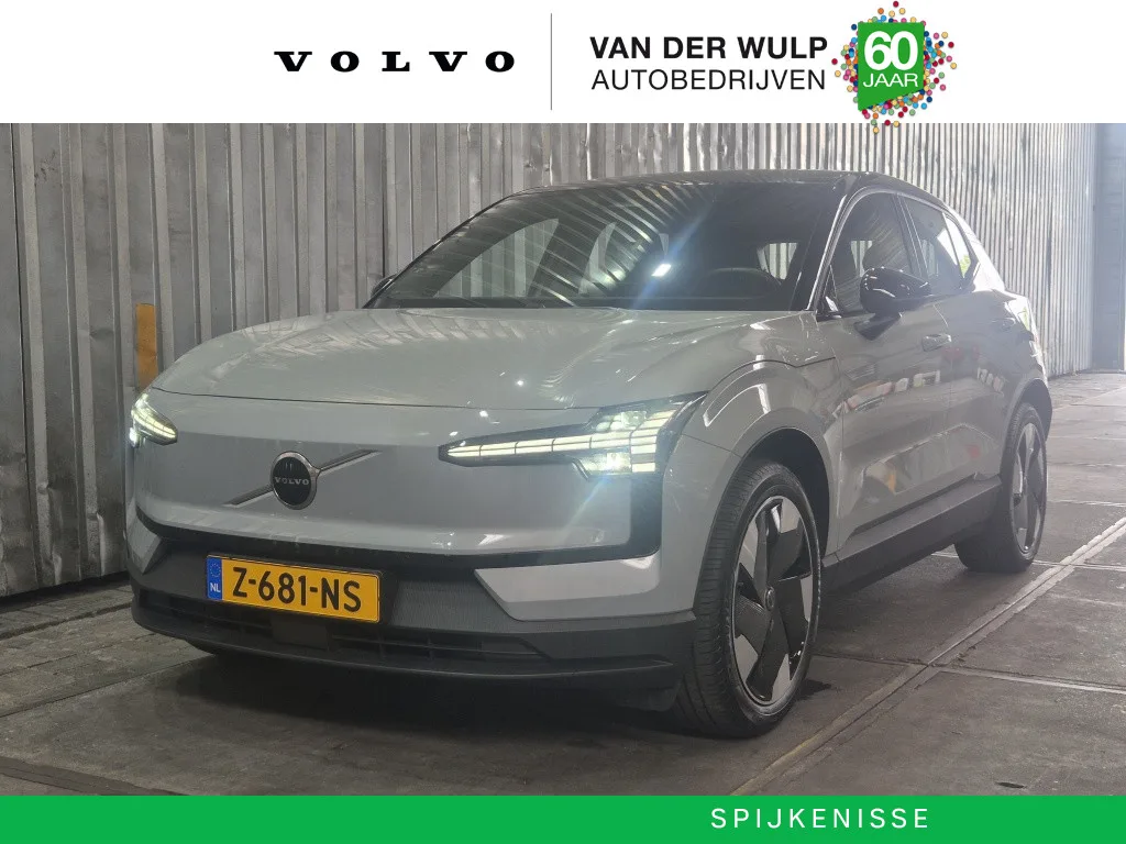 Volvo EX30 (2024) — foto 1