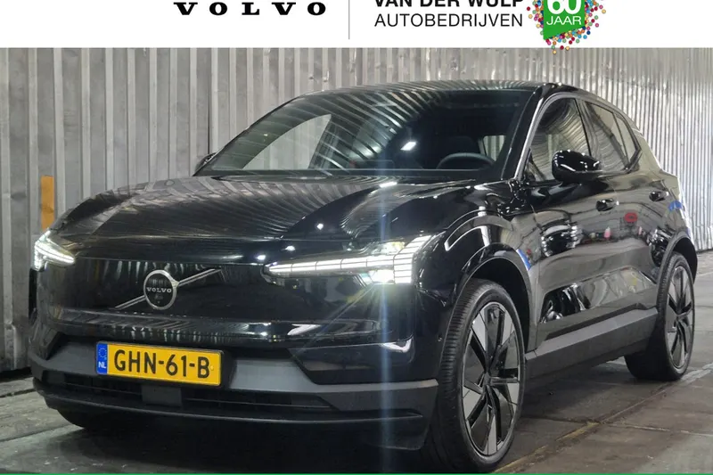 Volvo EX30 (2024)
