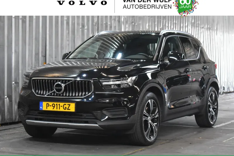 Volvo XC40 (2022)