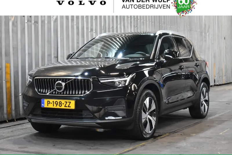 Volvo XC40 (2022)