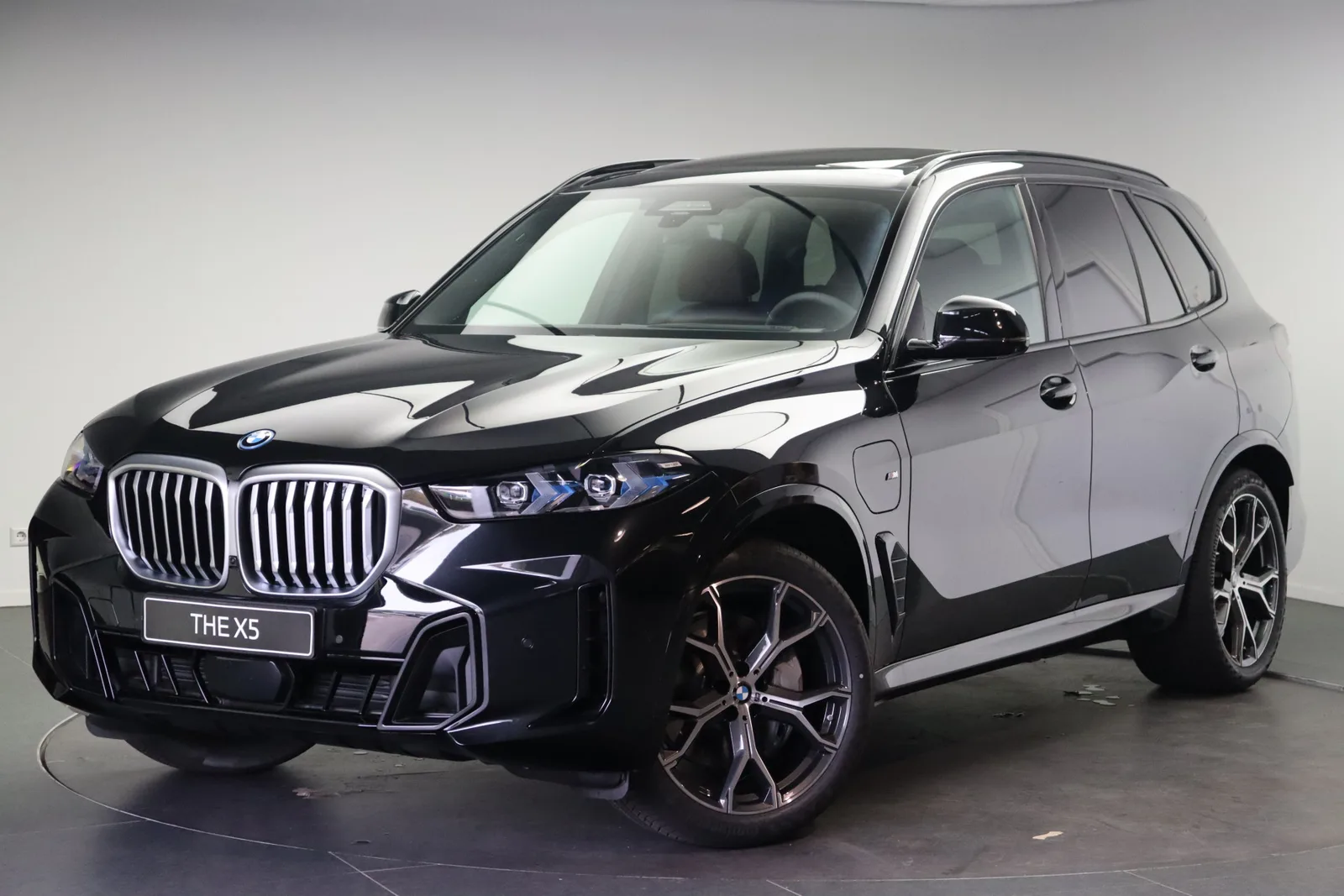 BMW X5 (2026) — foto 1