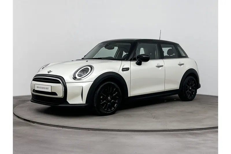 MINI Cooper (2023)