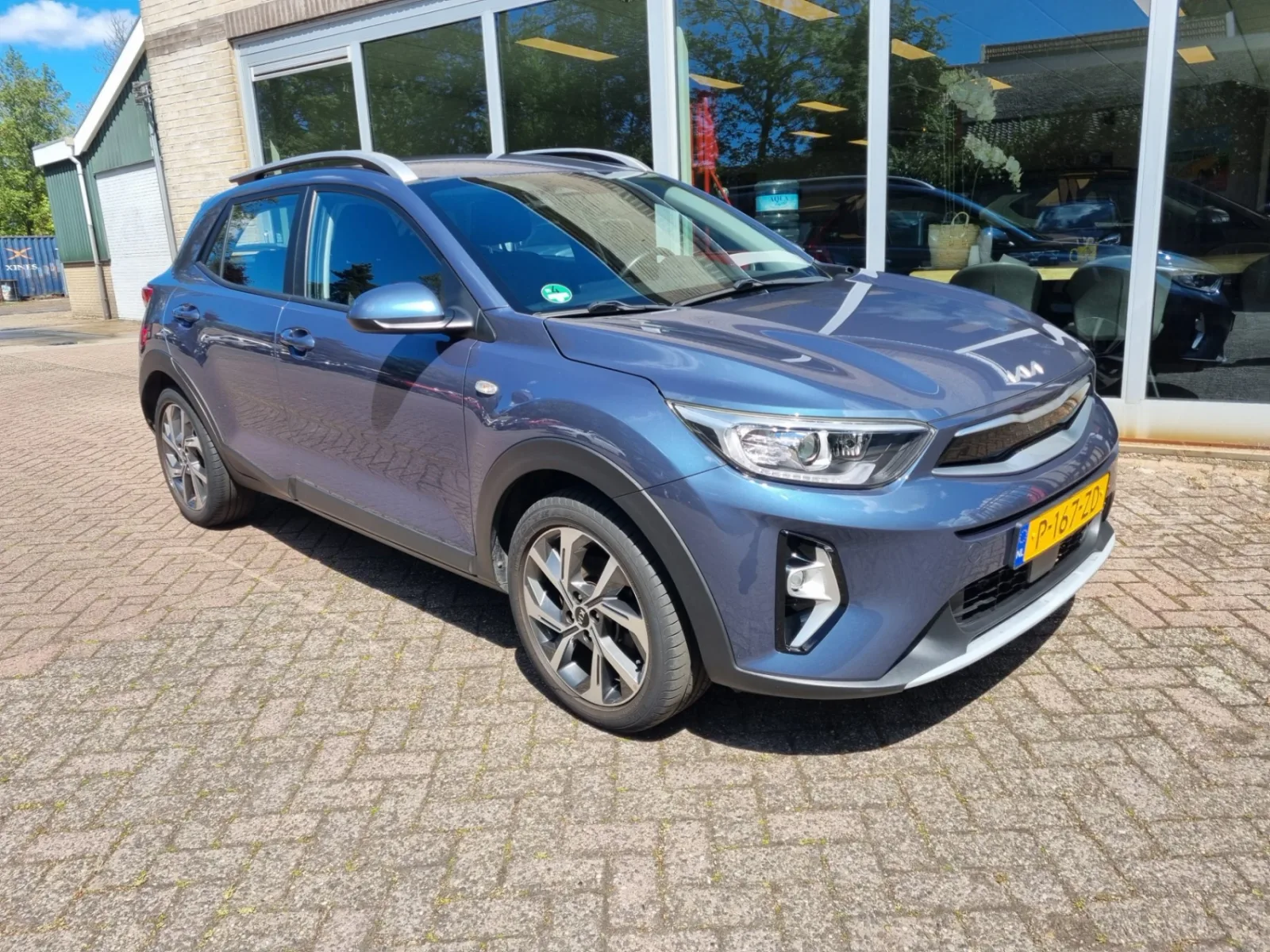Kia Stonic (2022) — foto 1