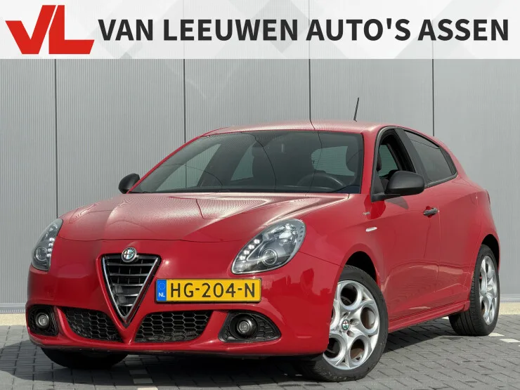 Alfa Romeo Giulietta (2015) — foto 1