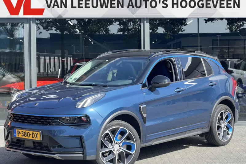 Lynk & Co 01 (2022)