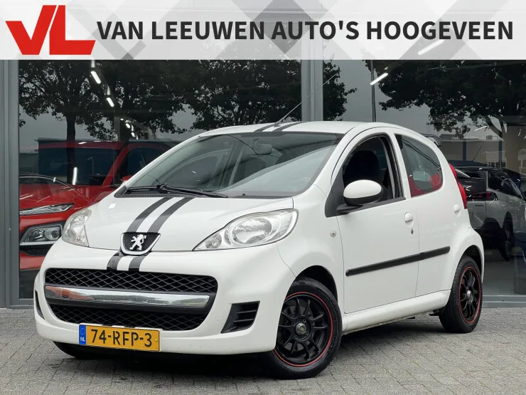 Peugeot 107 (2011) — foto 1