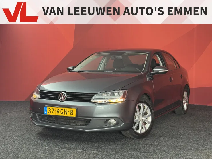 Volkswagen Jetta (2011) — foto 1