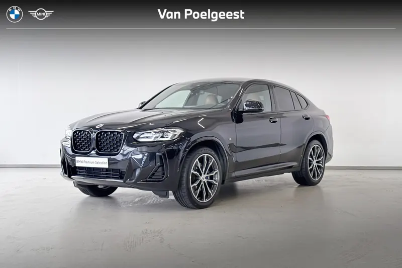 BMW X4 (2022)