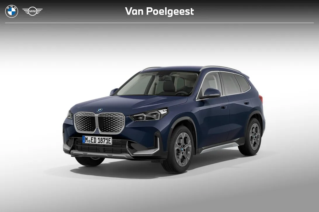 BMW iX1 (2026) — foto 1