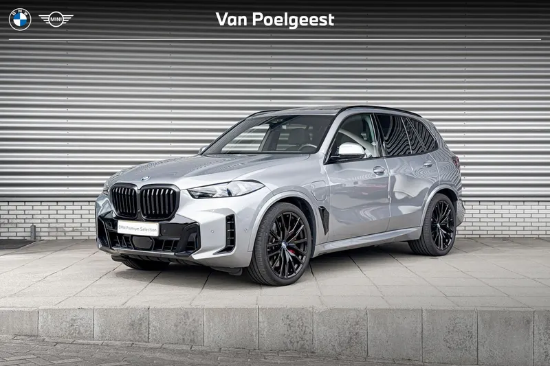 BMW X5 (2024)