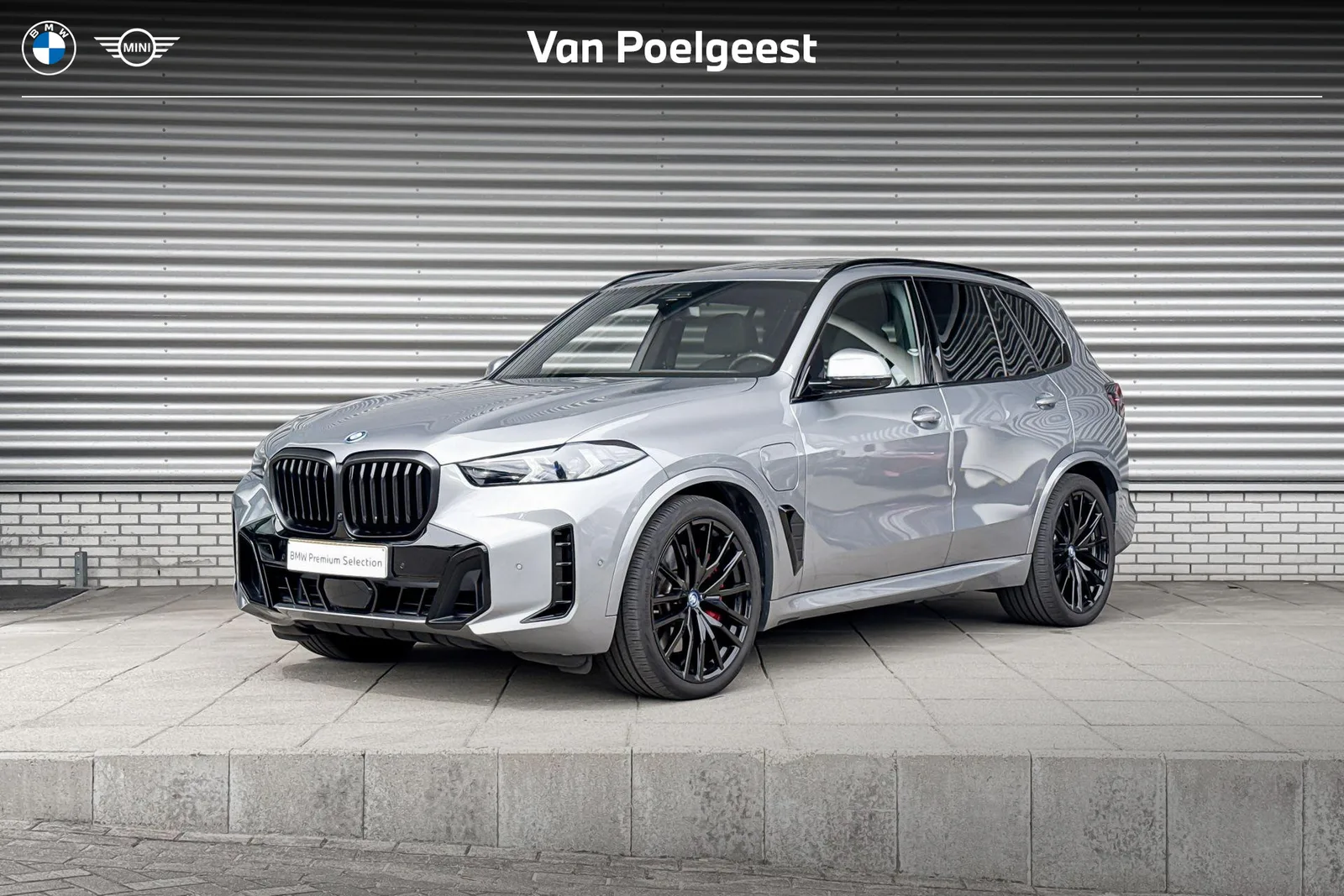 BMW X5 (2024) — foto 1
