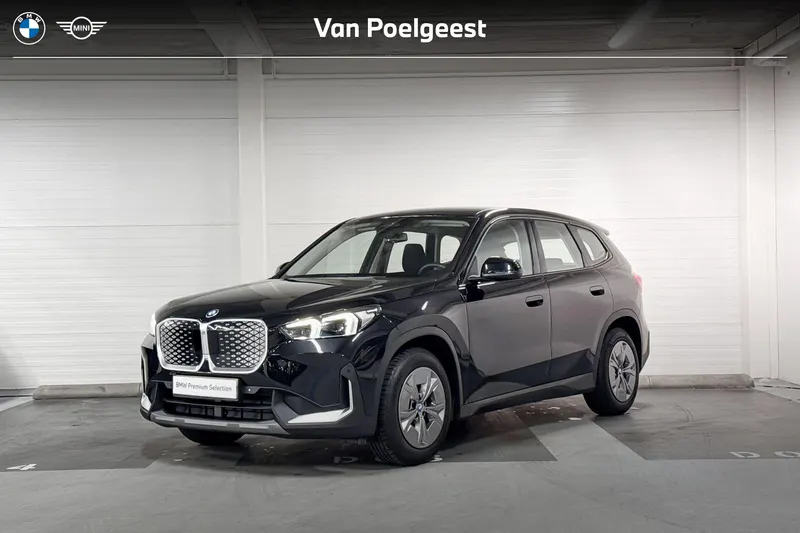 BMW iX1 (2024)