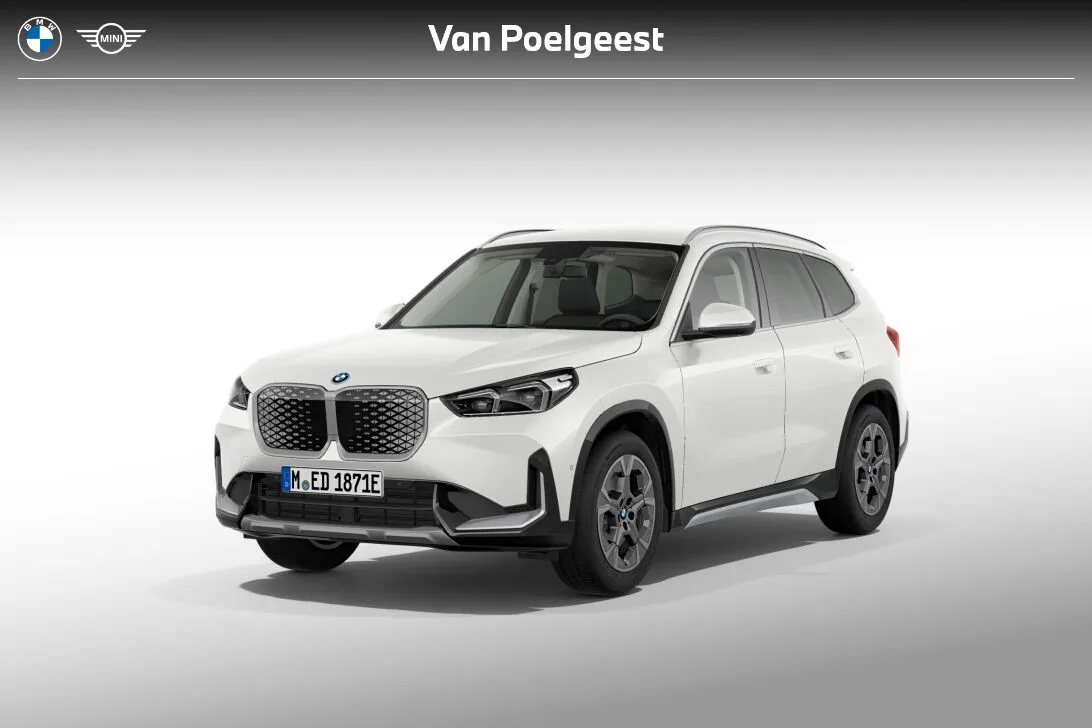 BMW iX1 (2026) — foto 1