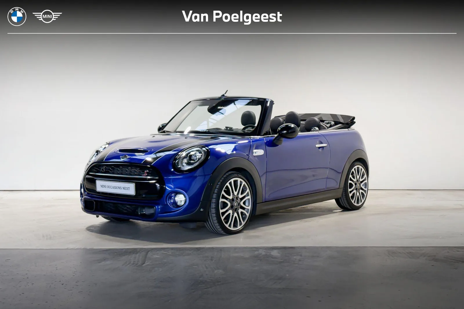 MINI Cabrio (2019) — foto 1