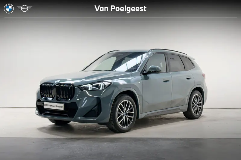 BMW iX1 (2023)