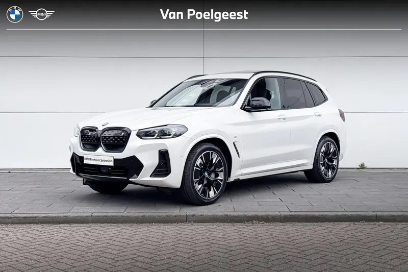 BMW iX3 (2025)