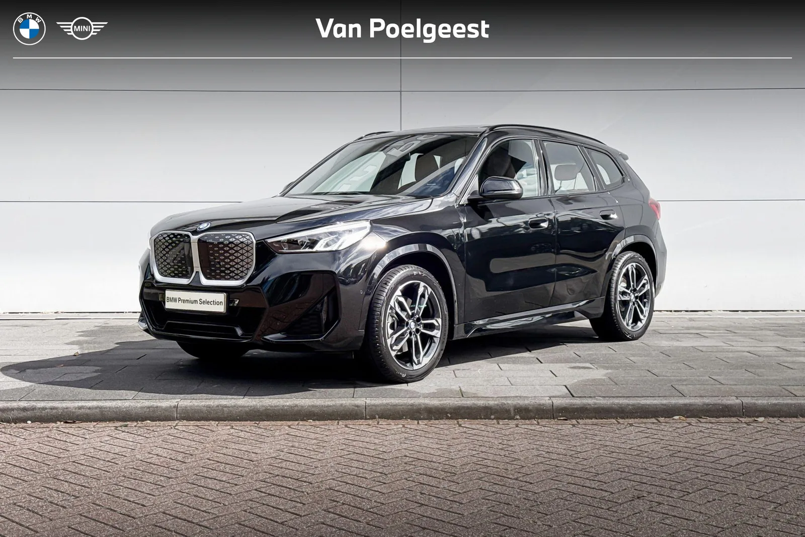 BMW iX1 (2025) — foto 1