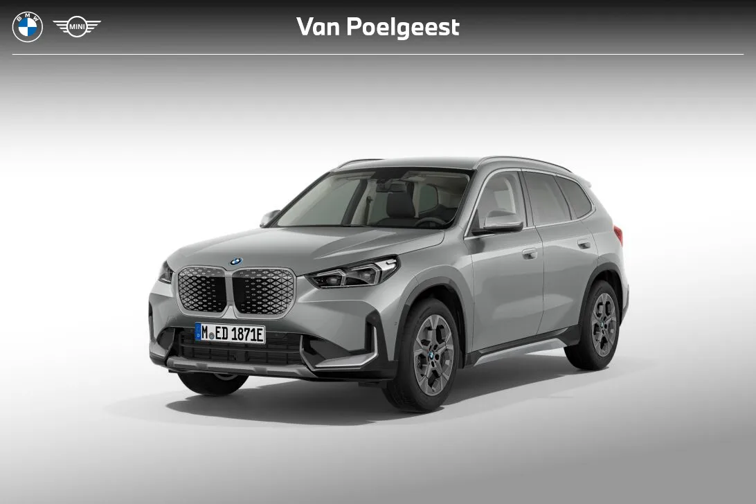 BMW iX1 (2026) — foto 1