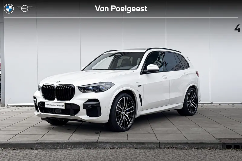 BMW X5 (2022)