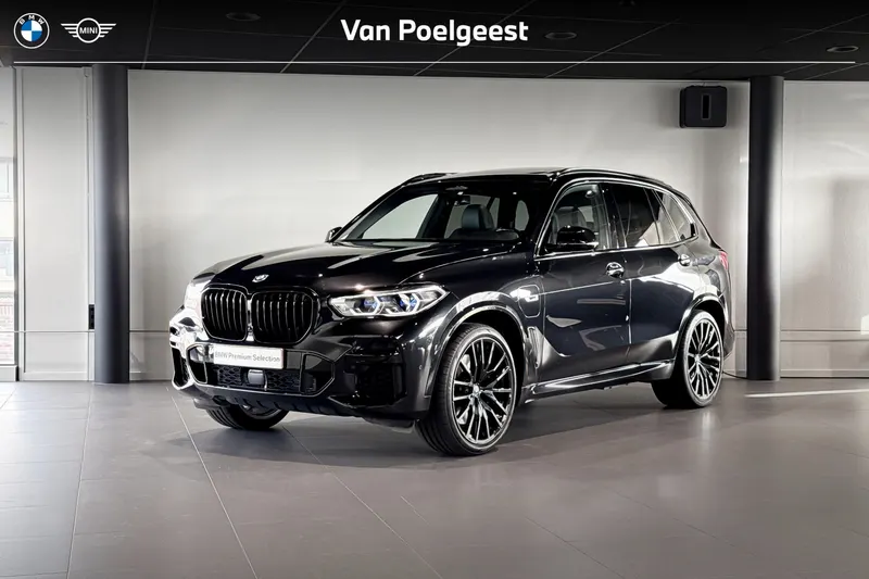BMW X5 (2021)