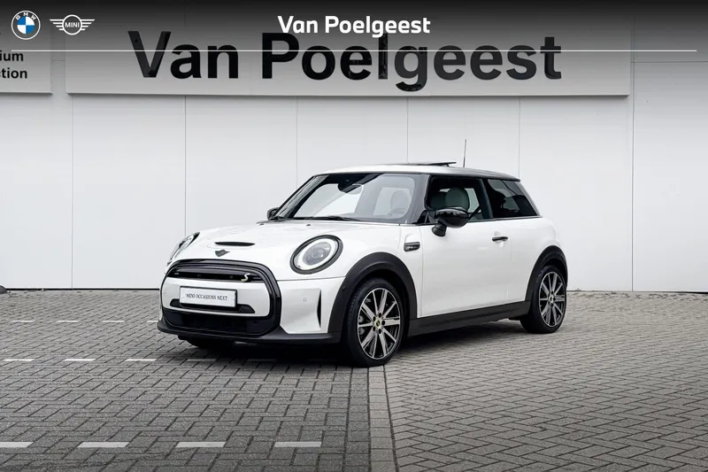 MINI Cooper (2023)