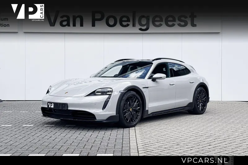 Porsche Taycan Cross Turismo (2024)