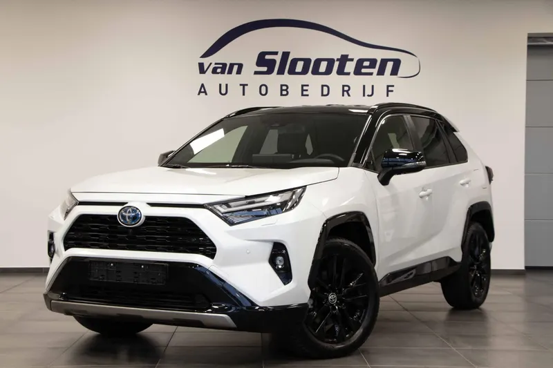 Toyota RAV4 (2024)