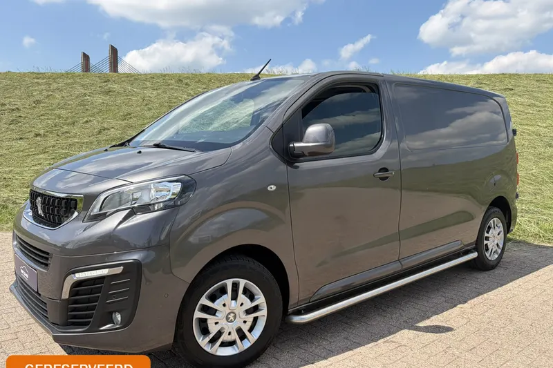 Peugeot Expert (2017)