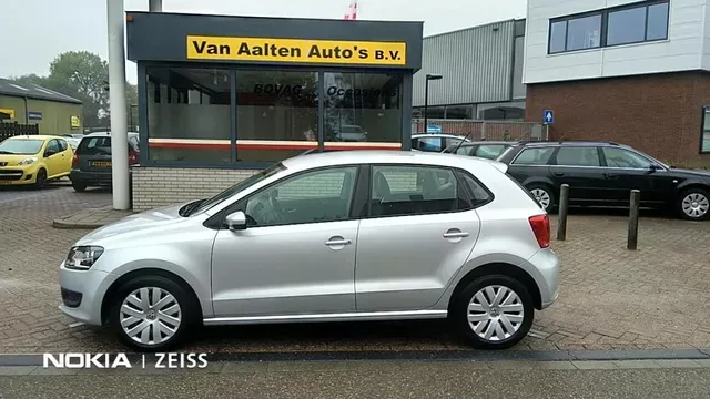 Volkswagen Polo (2013) — foto 1