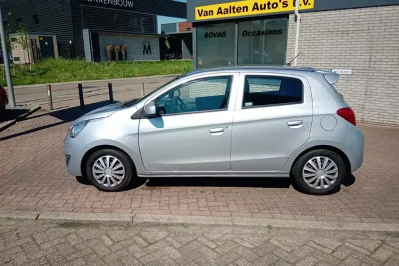 Mitsubishi Space Star (2016)
