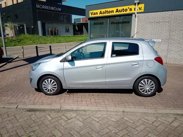 Mitsubishi Space Star (2016) — foto 1