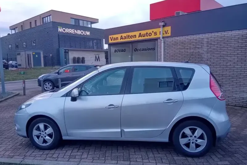 Renault Scénic (2010)