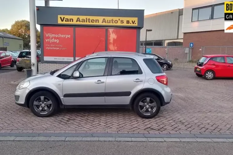 Suzuki SX4 (2011)