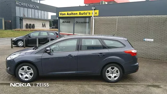 Ford Focus (2011) — foto 1