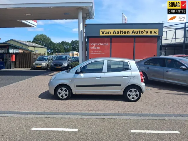 Kia Picanto (2008) — foto 1