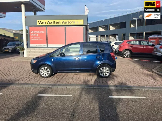 Mitsubishi Colt (2012) — foto 1
