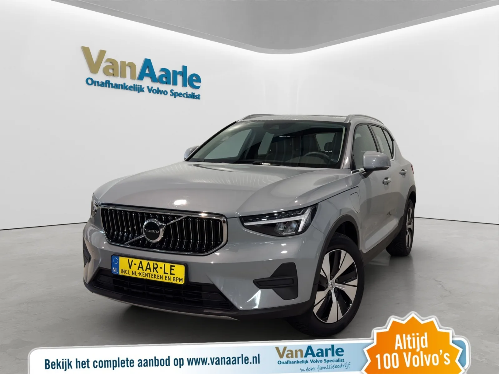 Volvo XC40 (2023) — foto 1