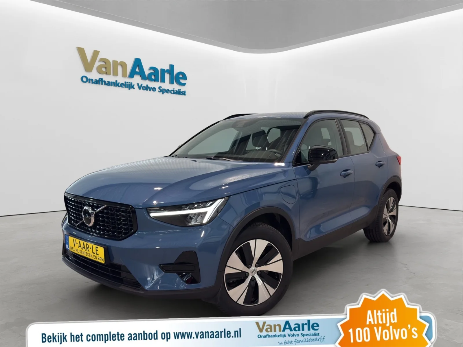 Volvo XC40 (2023) — foto 1