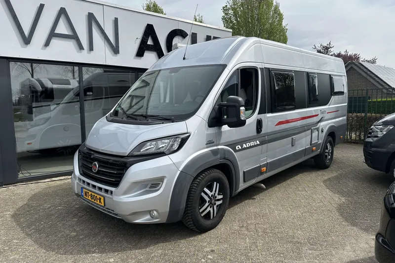 Adria Twin (2016)