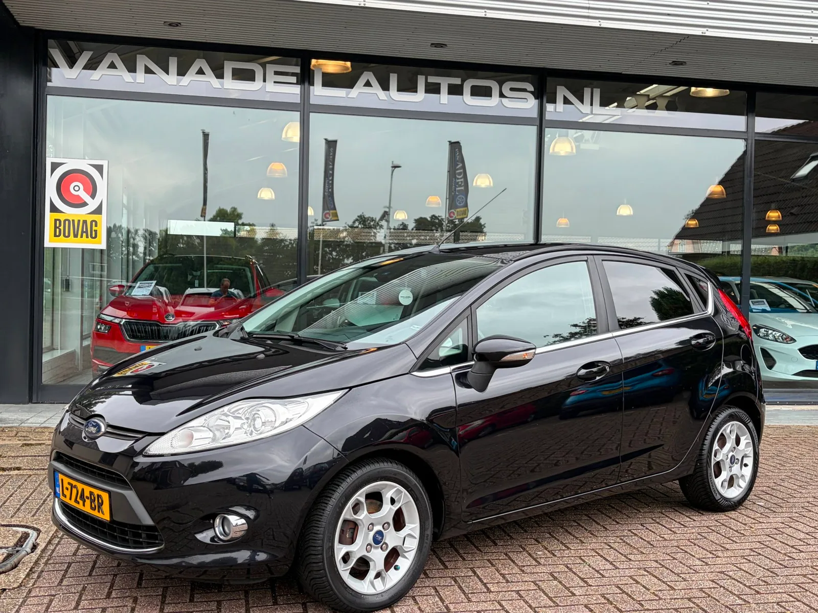 Ford Fiesta (2011) — foto 1