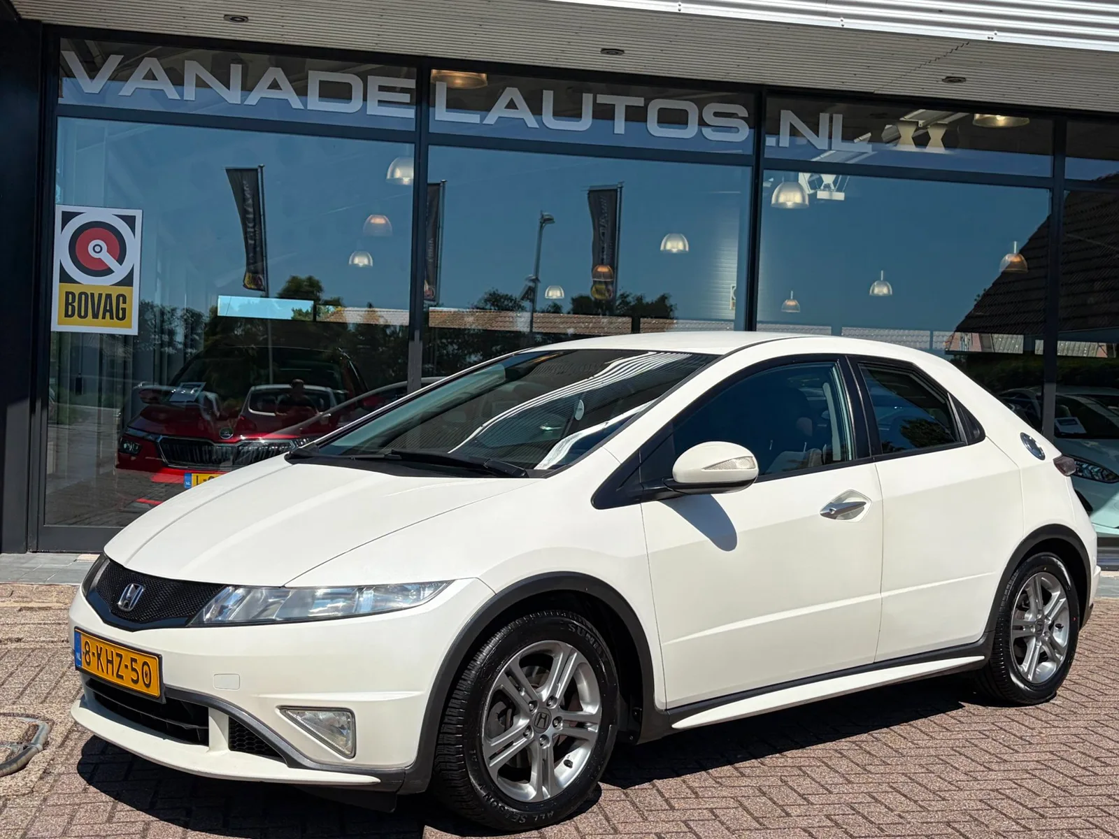 Honda Civic (2011) — foto 1
