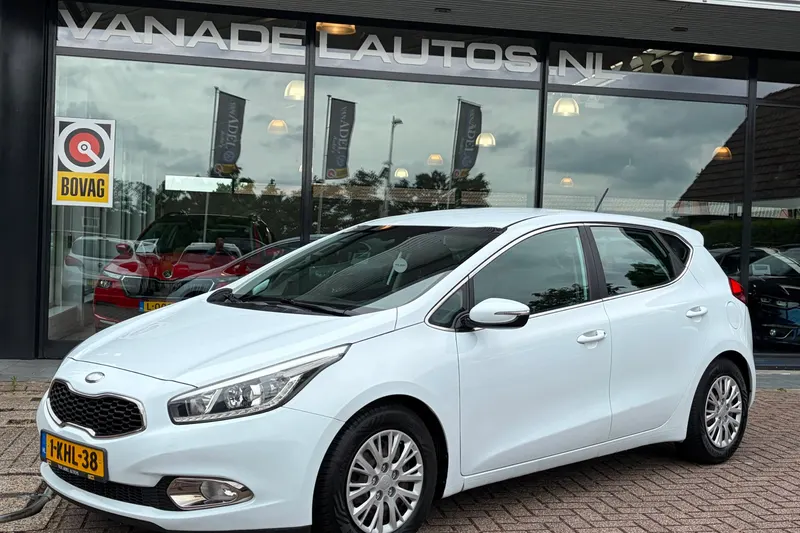 Kia Cee'd (2013)