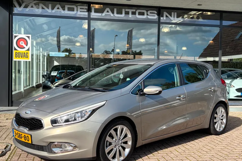Kia Ceed (2013)