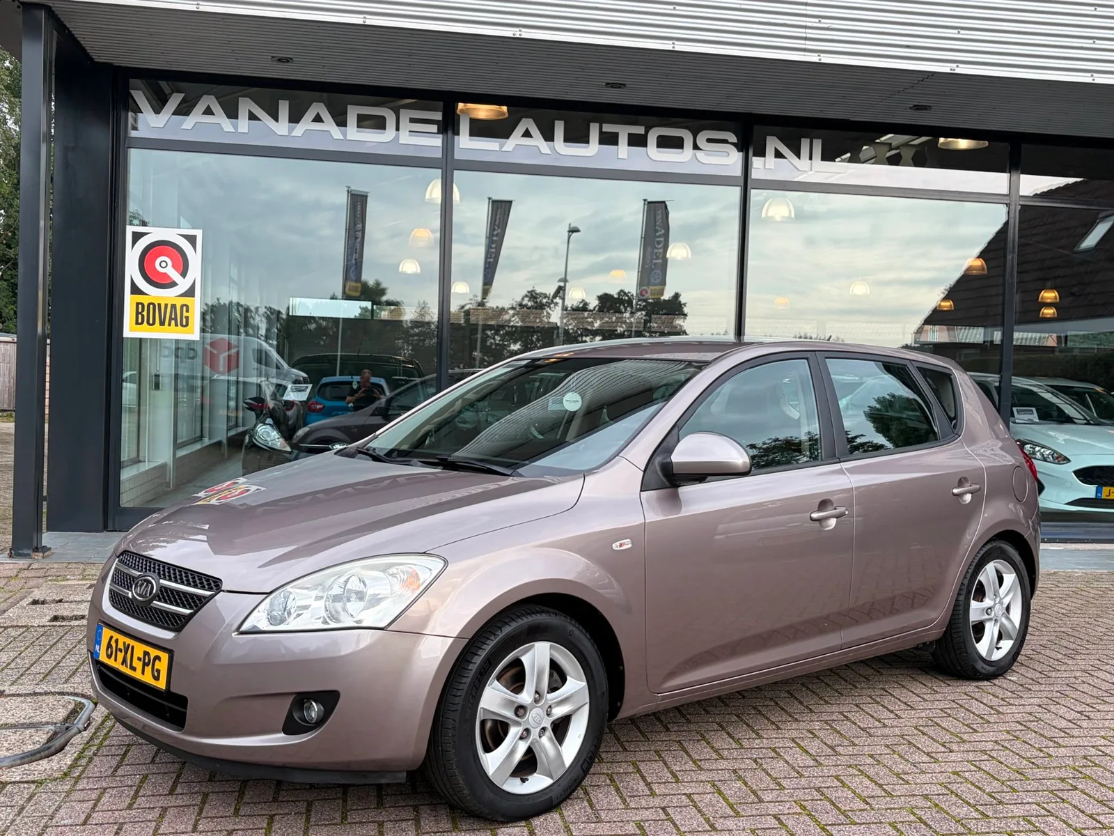 Kia Ceed (2007) — foto 1
